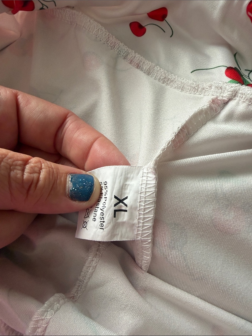 Cherry-Print Women’s skort— White with Red Cherry Pattern - Picture 3 of 3
